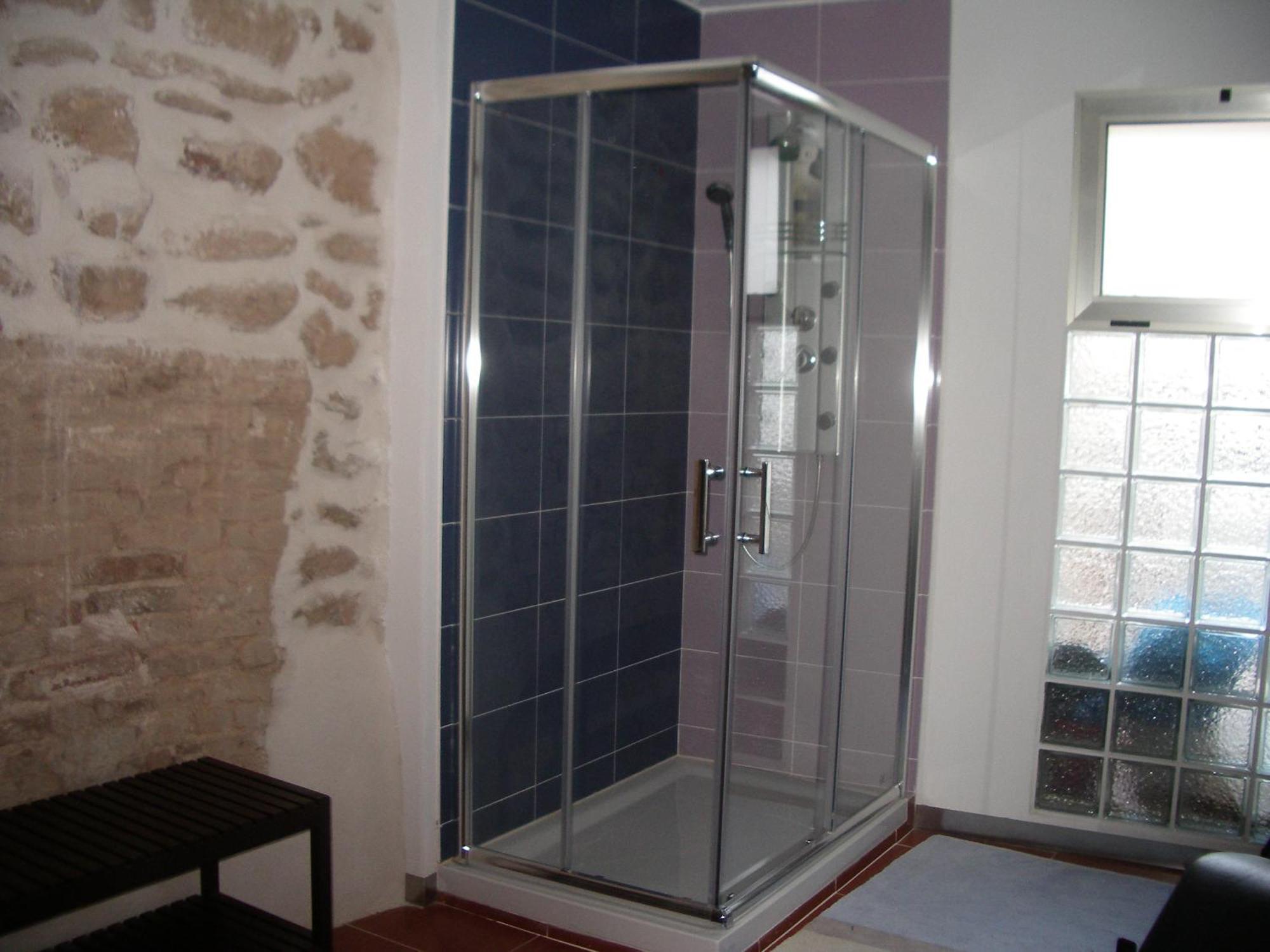 Apartamentos La Fonda Ариньон Экстерьер фото