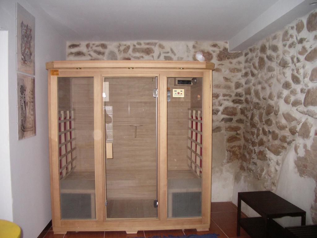 Apartamentos La Fonda Ариньон Экстерьер фото