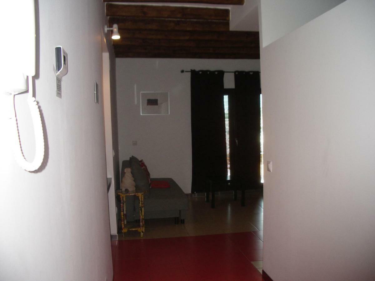 Apartamentos La Fonda Ариньон Экстерьер фото