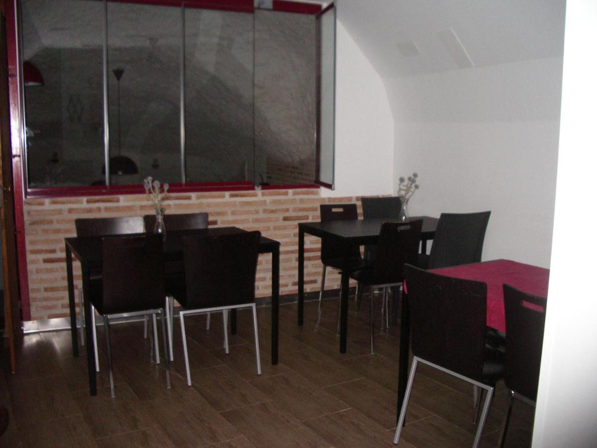 Apartamentos La Fonda Ариньон Экстерьер фото
