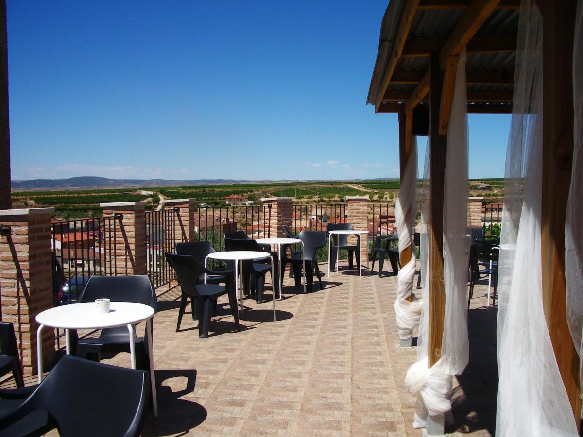 Apartamentos La Fonda Ариньон Экстерьер фото